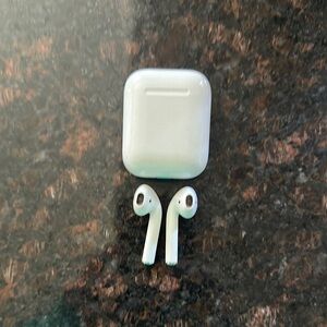 Used Apple AirPods Generation 1